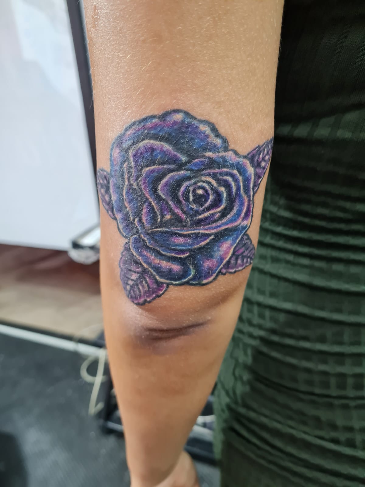 Çiçekler Kelebekler ve Böcek Dövmeleri